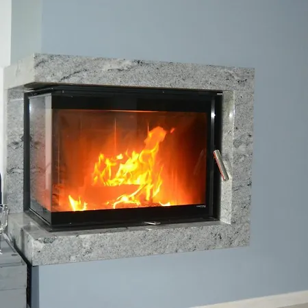 Дом отдыха Lilja Mit Grill Kamin Eignes Grosses Grundstueck Und Aussenpool Тшенсач