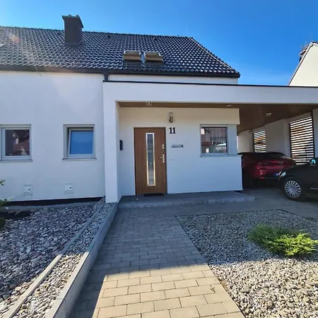 Дом отдыха Lilja Mit Grill Kamin Eignes Grosses Grundstueck Und Aussenpool