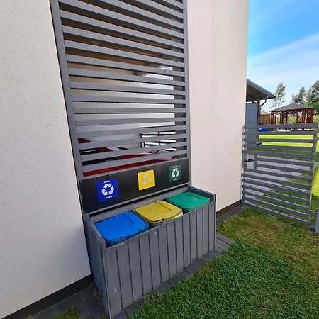 Lilja Mit Grill Kamin Eignes Grosses Grundstueck Und Aussenpool Casa de Férias *